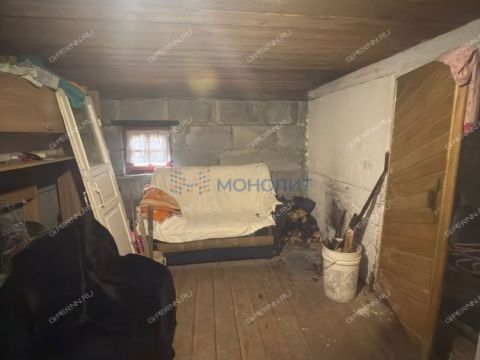 dom-krasnaya-gorka-sp-volodarskiy-rayon фото