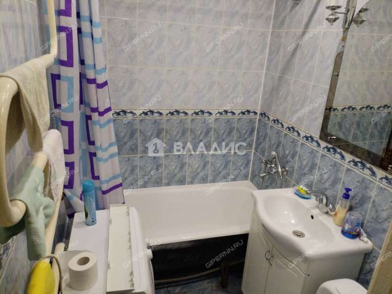 двухкомнатная квартира на улице Героя Юрия Смирнова дом 61