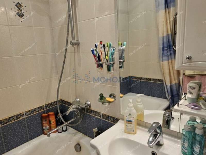 трёхкомнатная квартира на Космической улице дом 54