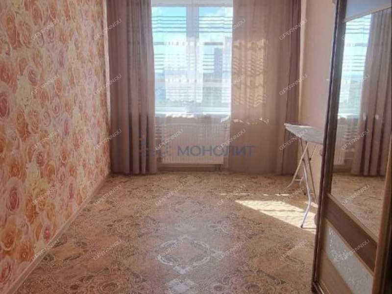трёхкомнатная квартира на проспекте Гагарина дом 99 к1