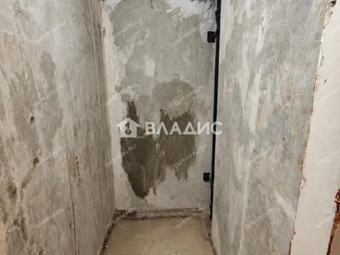 4-komnatnaya-ul-barenca-d-12 фото