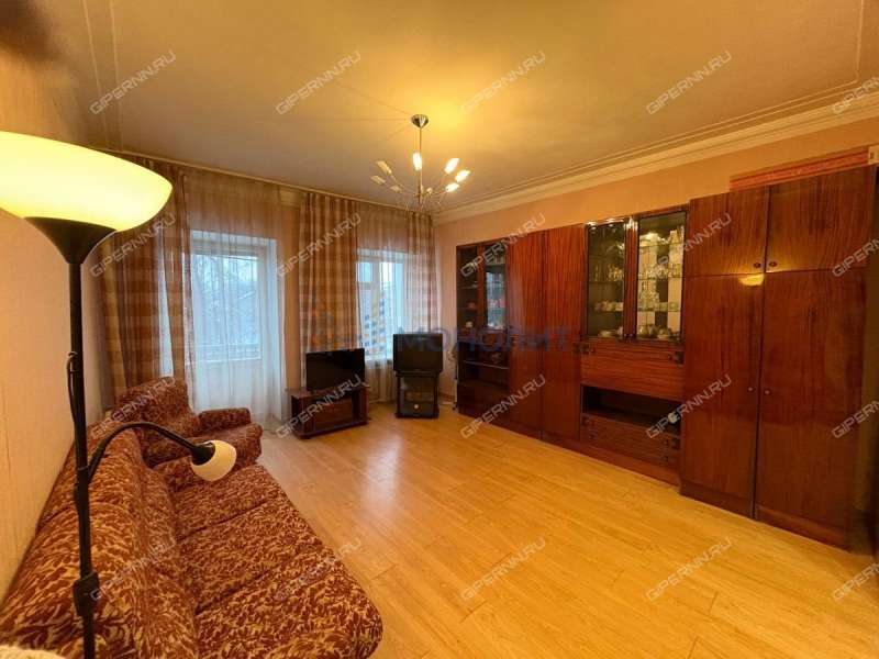 двухкомнатная квартира на улице Страж Революции дом 4