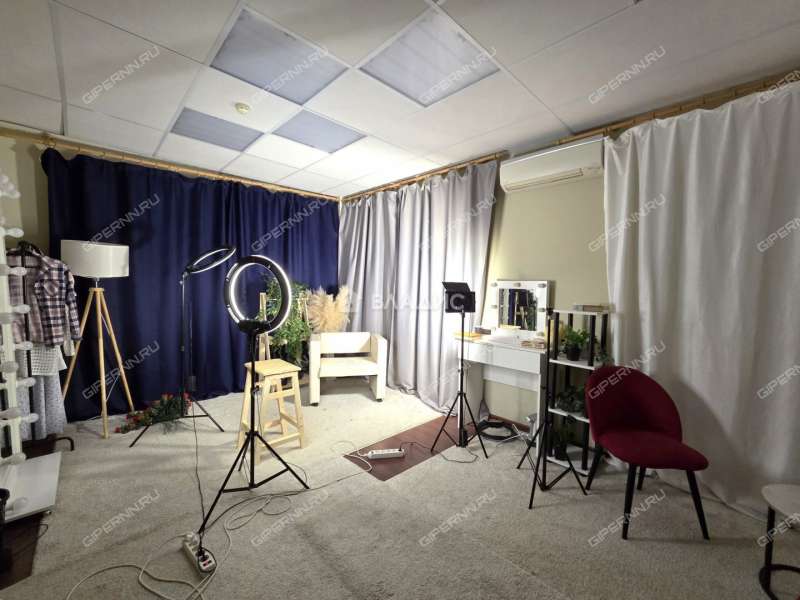 помещение под офис на улице Братьев Игнатовых