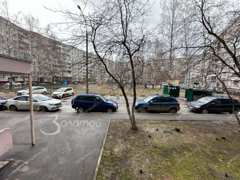 трёхкомнатная квартира на улице Строкина дом 9