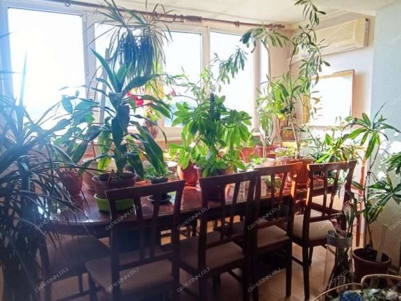 трёхкомнатная квартира на улице Карла Маркса дом 32