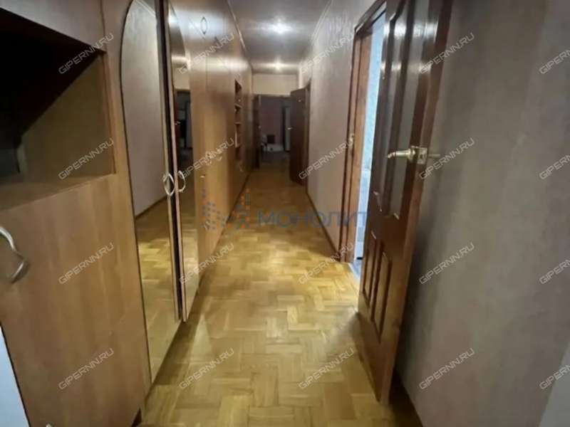пятикомнатная квартира на Большой Покровской улице дом 4Б
